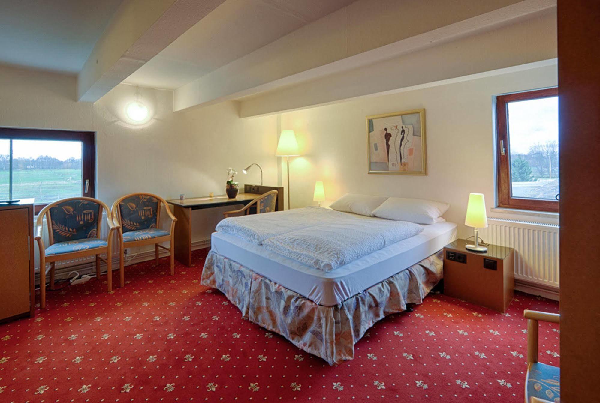 Hotel Dallgow Dış mekan fotoğraf