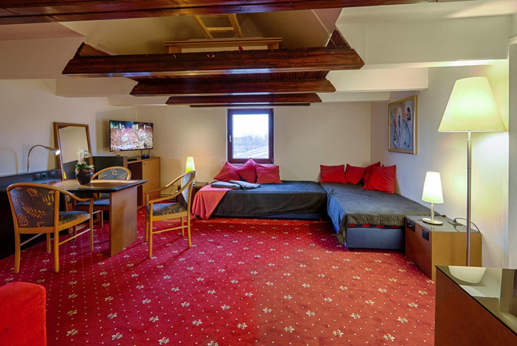Hotel Dallgow Dış mekan fotoğraf