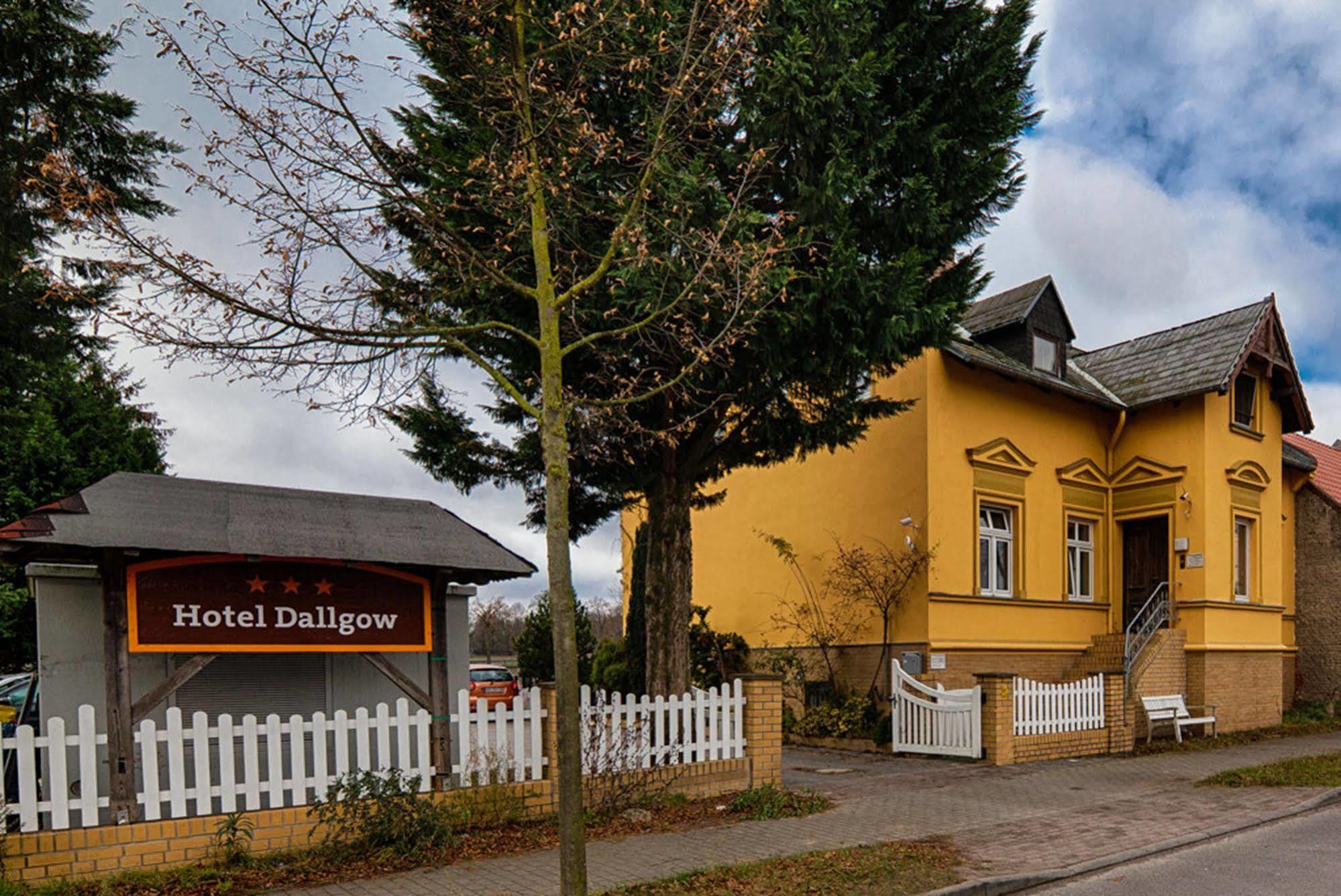 Hotel Dallgow Dış mekan fotoğraf